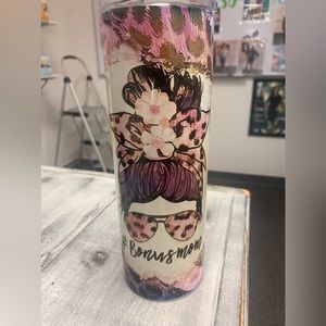 NWT bonus mom 20 oz tumbler